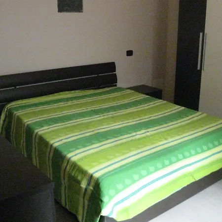 Eutimo Mit Waschmaschine Und Geschirrs By Interhome