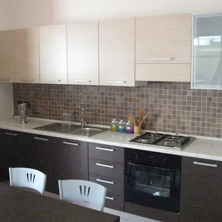 Eutimo Mit Waschmaschine Und Geschirrspueler By Interhome *